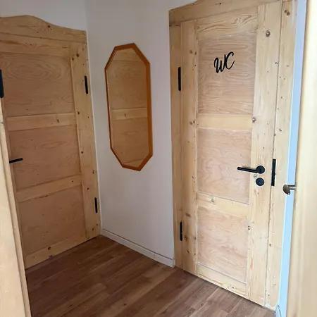 Beautiful, Renovated, Private Above Bakery Issigau
