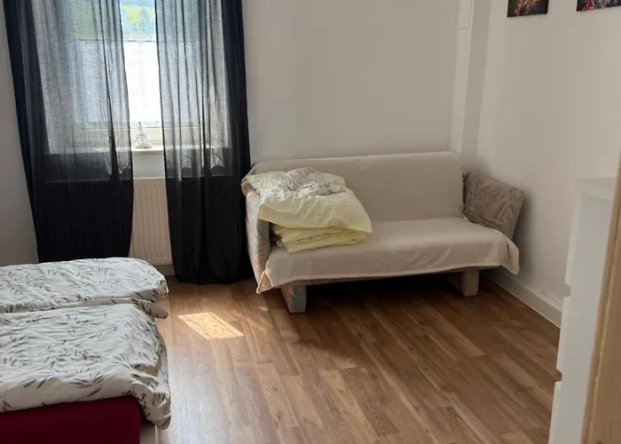 Apartamento Beautiful, Renovated, Private Above Bakery *